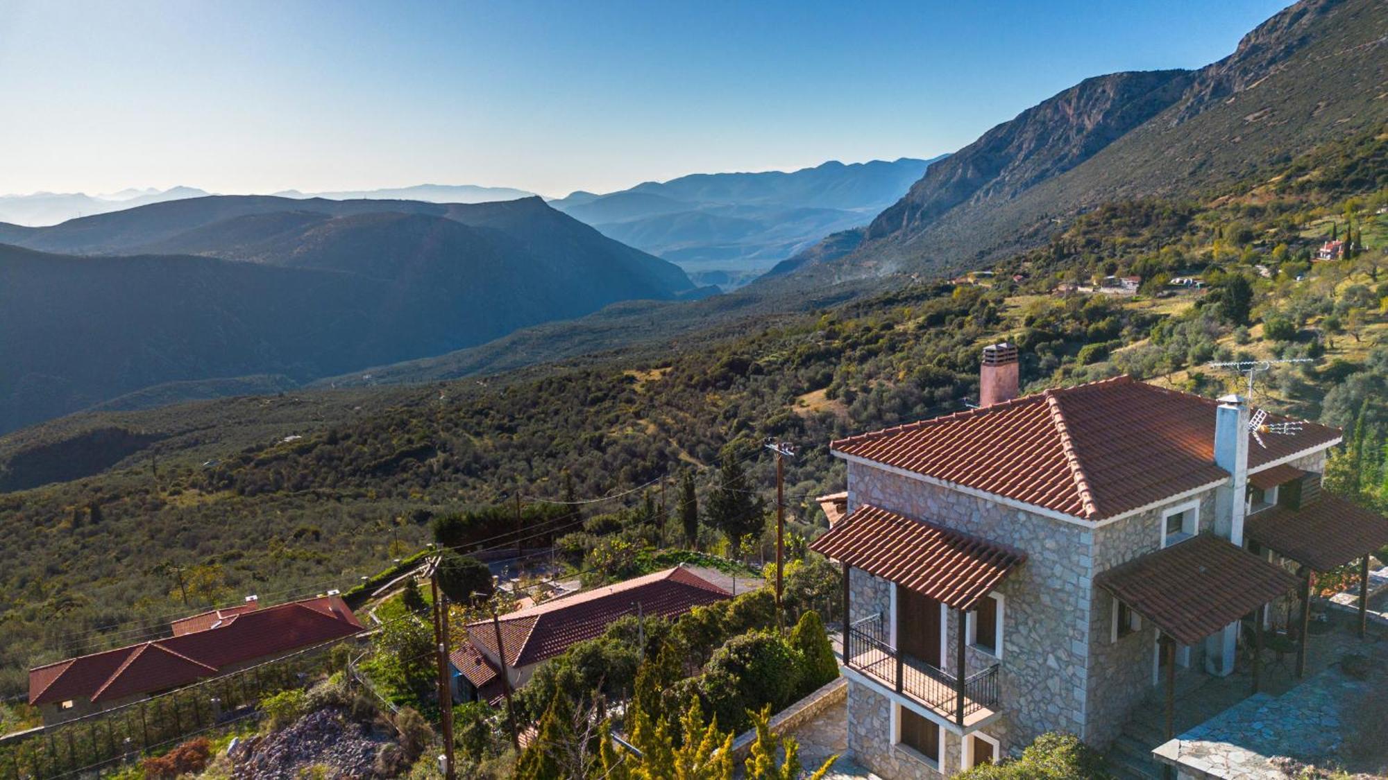 Rock Dandy Deluxe Chalet In Arachova - Delphi, Sauna, Prv Parking, Amazing View 외부 사진
