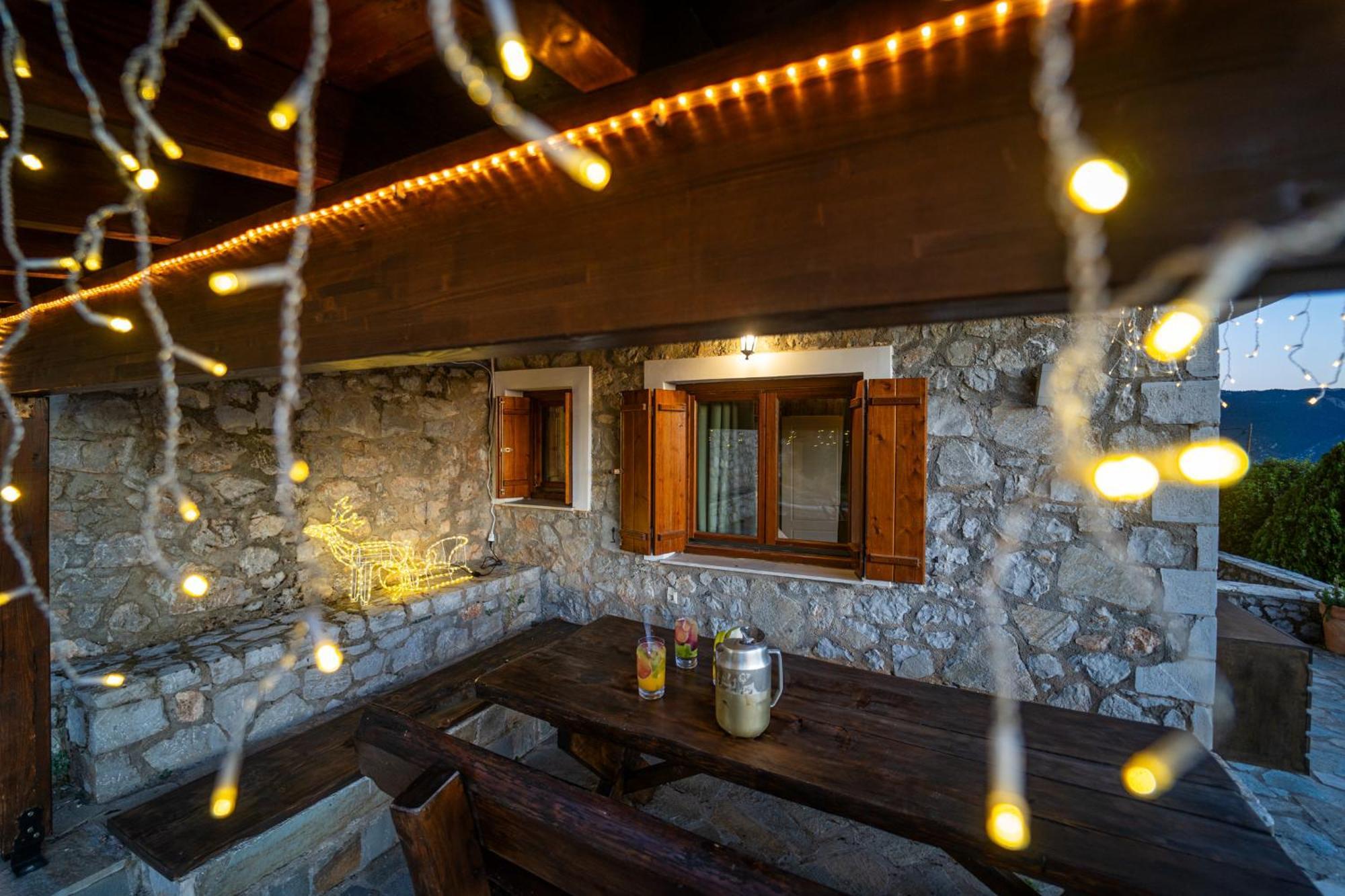 Rock Dandy Deluxe Chalet In Arachova - Delphi, Sauna, Prv Parking, Amazing View 외부 사진