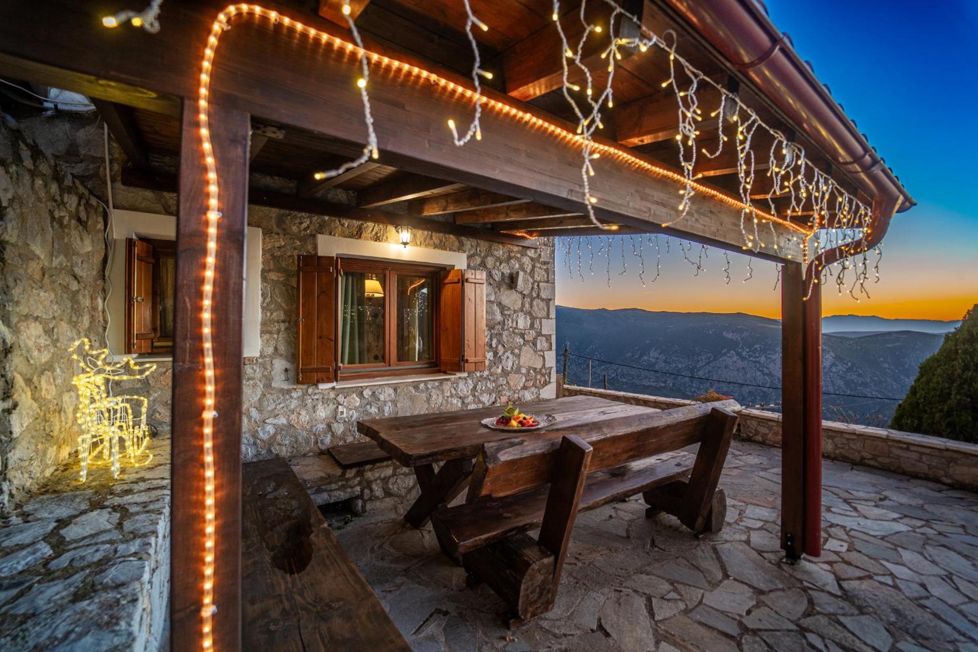 Rock Dandy Deluxe Chalet In Arachova - Delphi, Sauna, Prv Parking, Amazing View 외부 사진