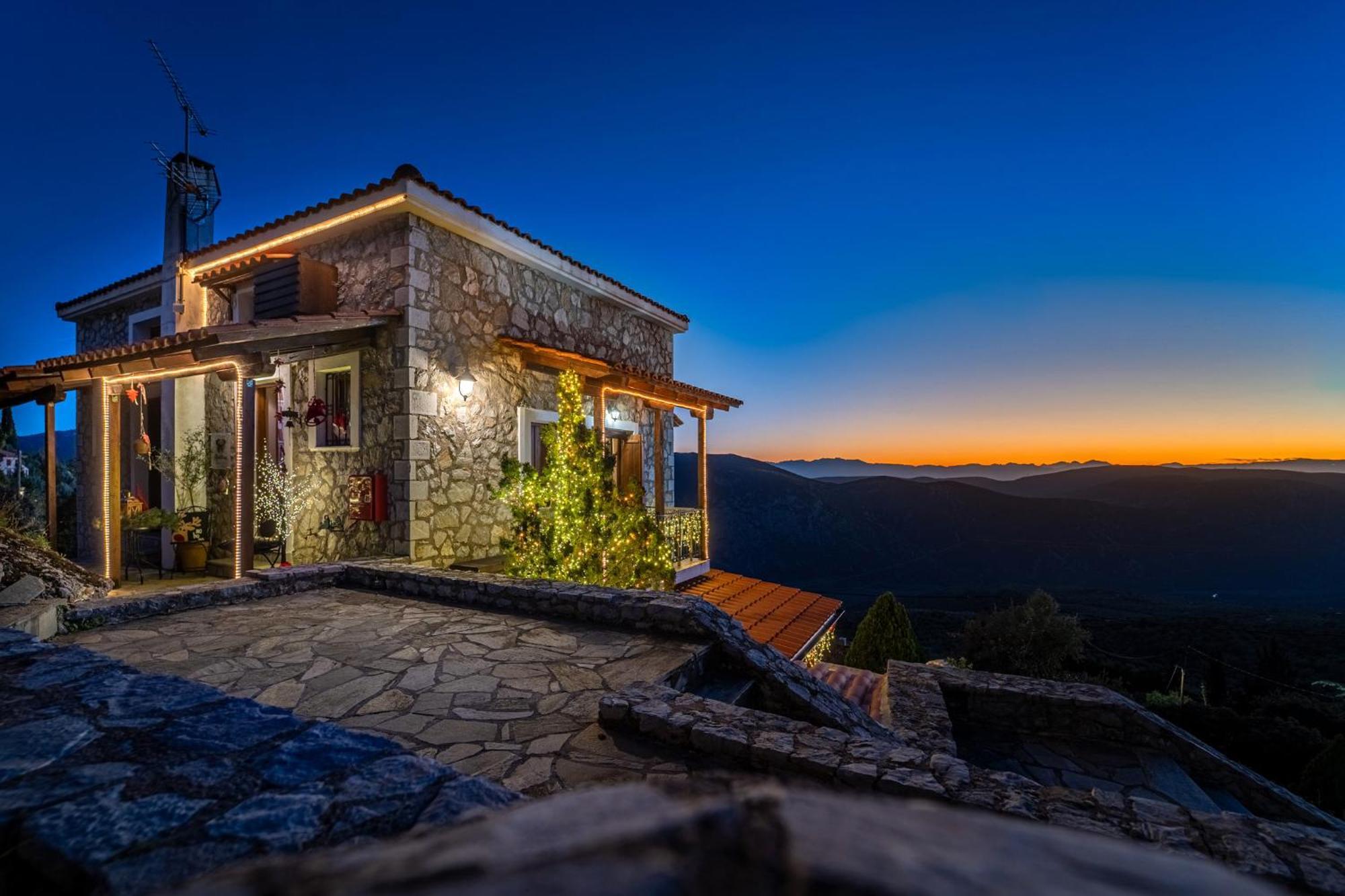 Rock Dandy Deluxe Chalet In Arachova - Delphi, Sauna, Prv Parking, Amazing View 외부 사진