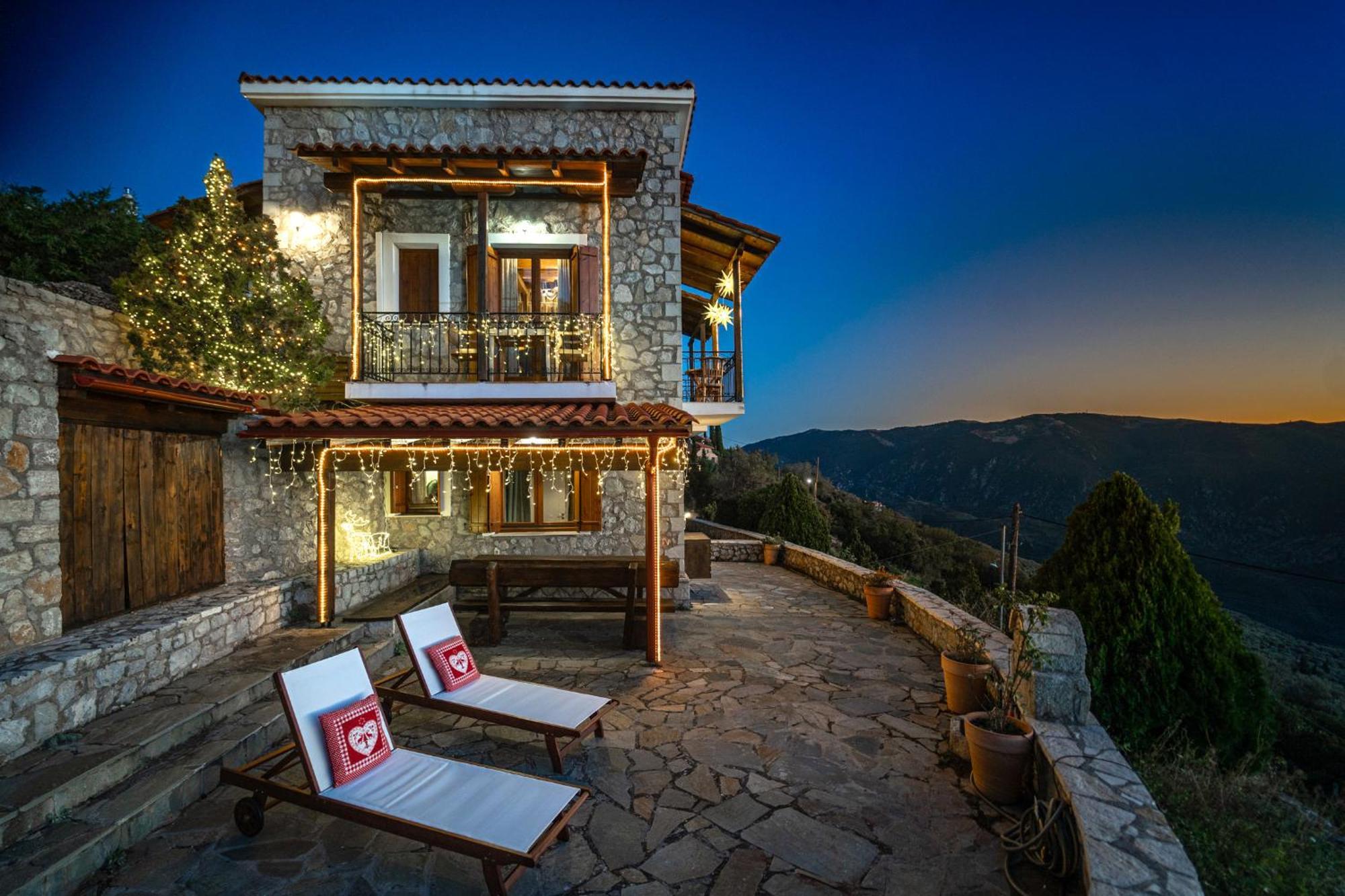 Rock Dandy Deluxe Chalet In Arachova - Delphi, Sauna, Prv Parking, Amazing View 외부 사진