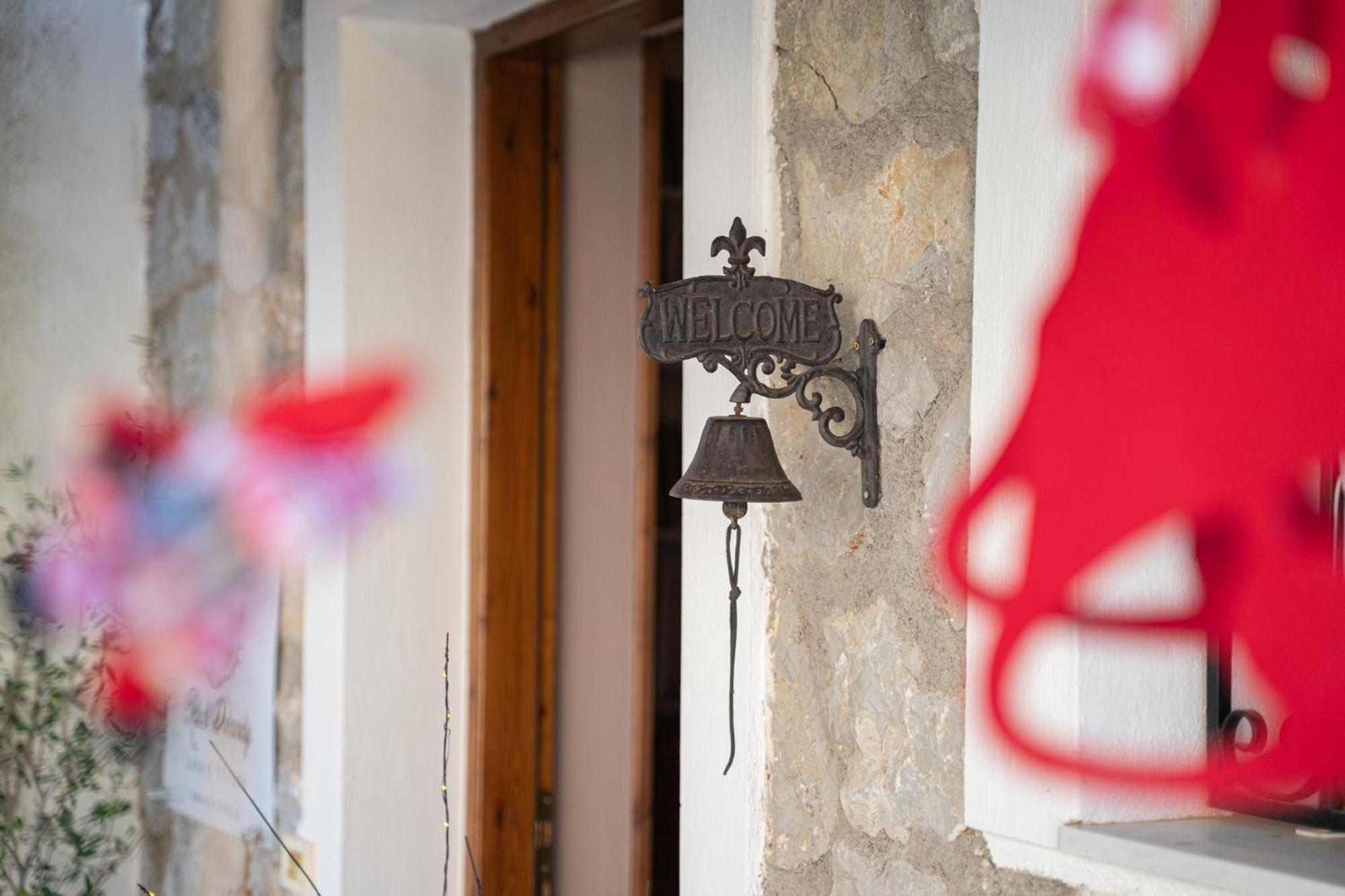 Rock Dandy Deluxe Chalet In Arachova - Delphi, Sauna, Prv Parking, Amazing View 외부 사진